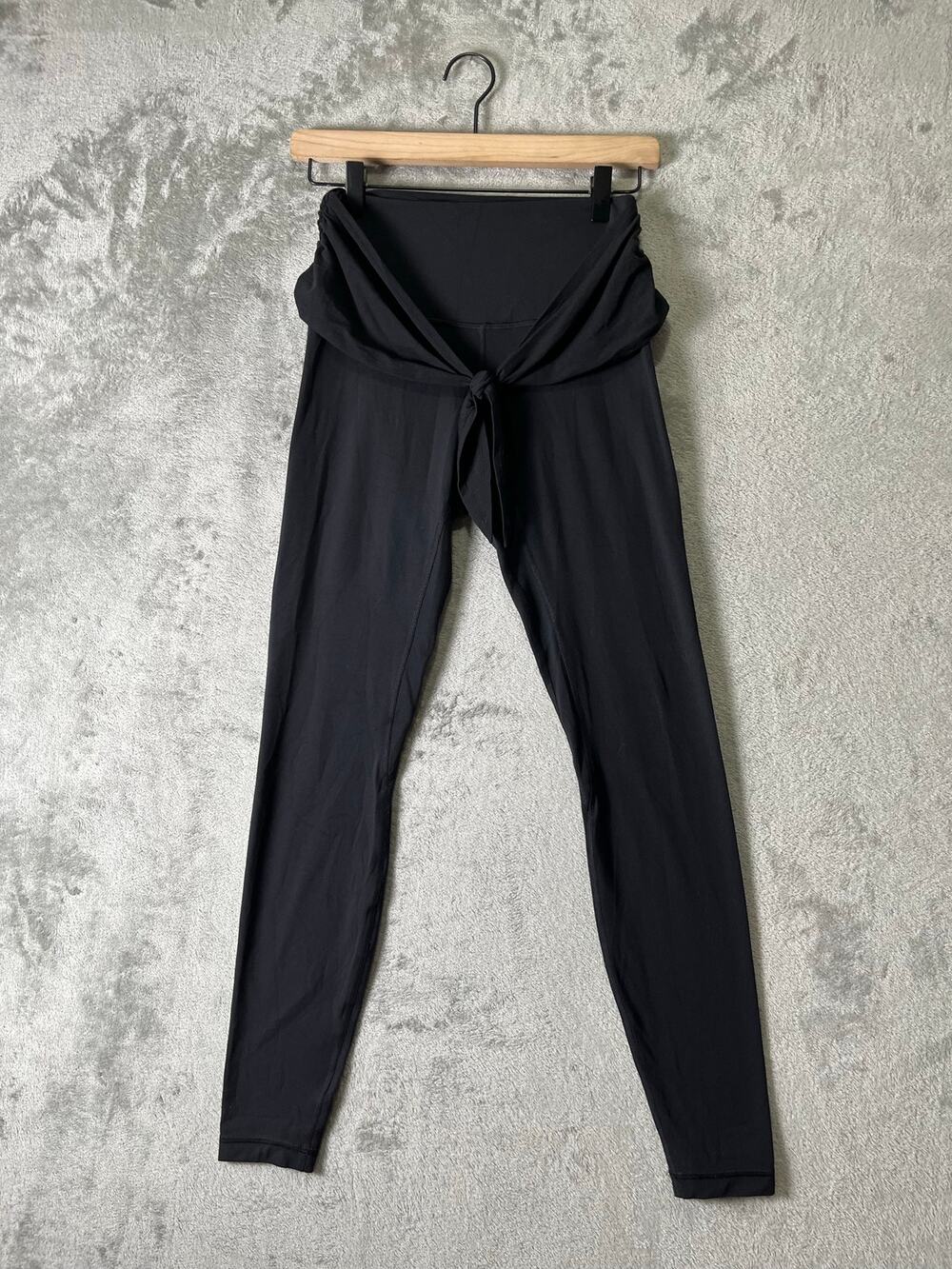 Lululemon Align Pant 28" Wrap Waist Black Size 6 High Rise Athleisure